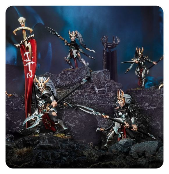 Набір мініатюр AGE OF SIGMAR: DAUGHTERS OF KHAINE - BLOOD HAGS 99120212045 фото