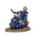 Миниатюра WARHAMMER 40,000: SPACE MARINES &mdash; CAPTAIN ON BIKE 99120101499 фото 2
